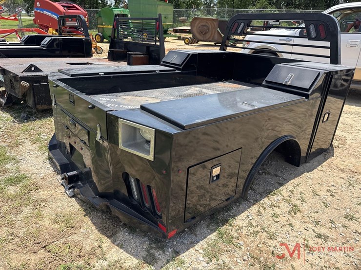 2023-northstar-truck-bed-image-2