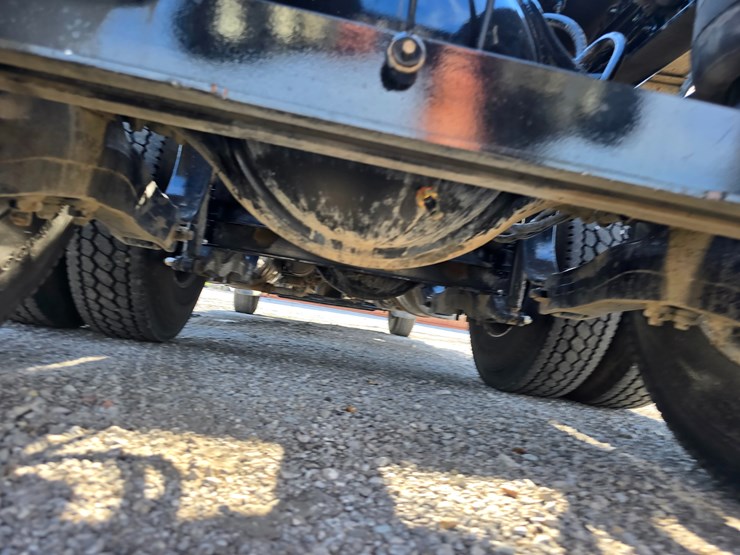 2019-peterbilt-567-image-118