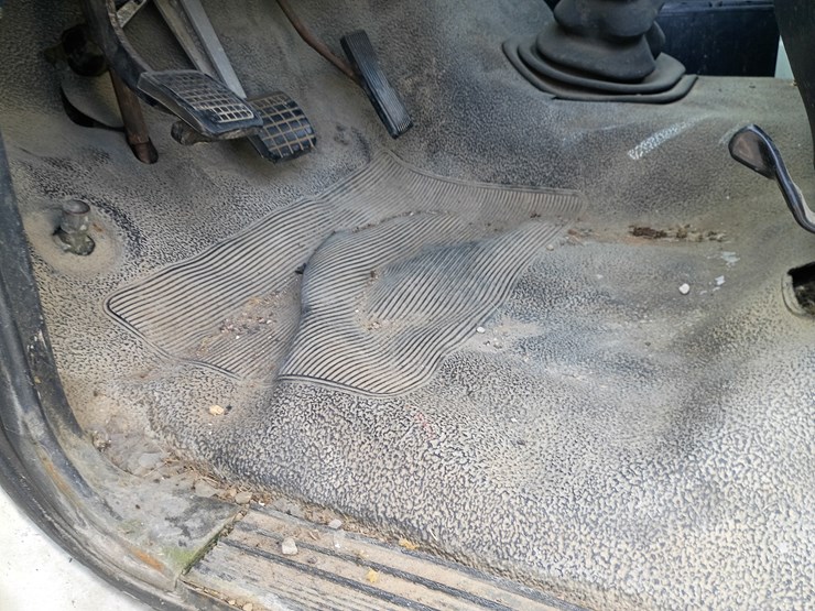 1998-ford-f700-image-52