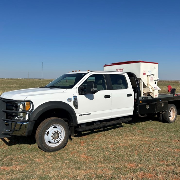 2017 FORD F550
