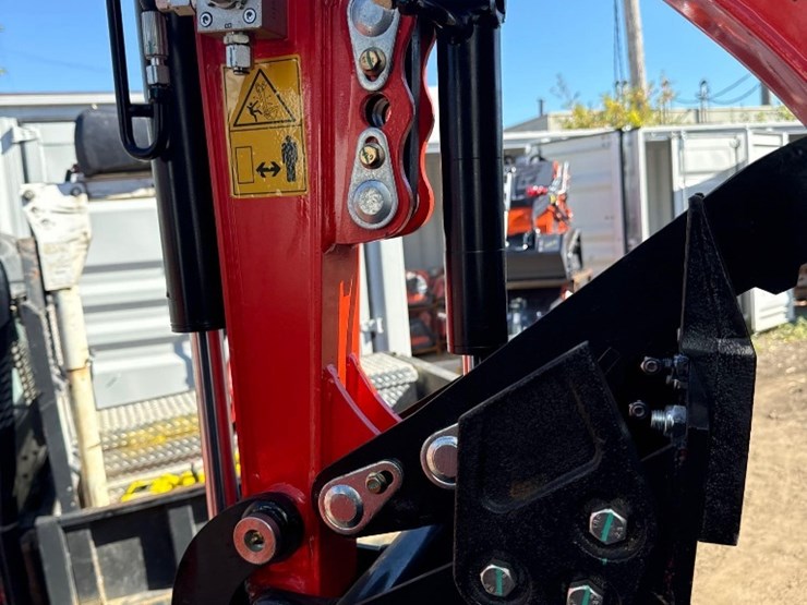 new-tpm-industrial-co-mini-excavator-model-tpm-16-image-8