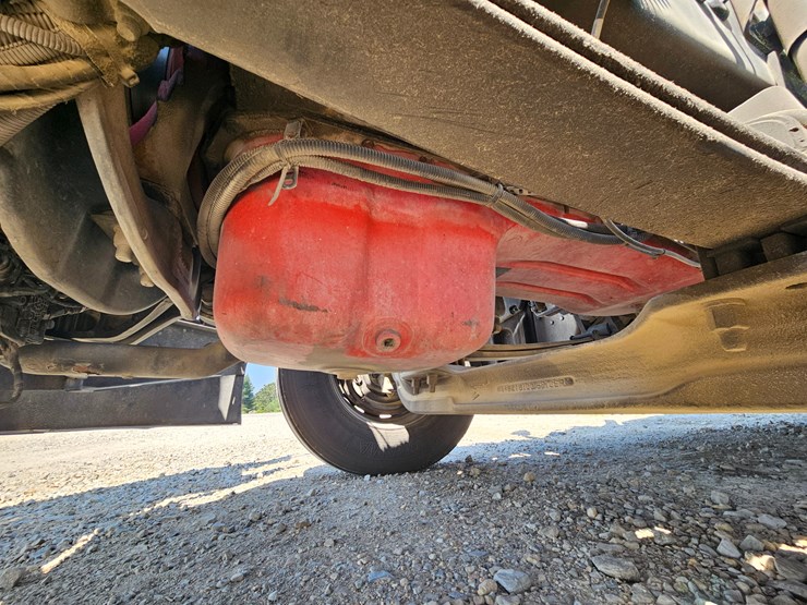 2017-peterbilt-579-image-38