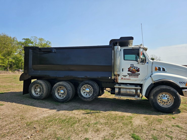 2006-sterling-l9500-image-24