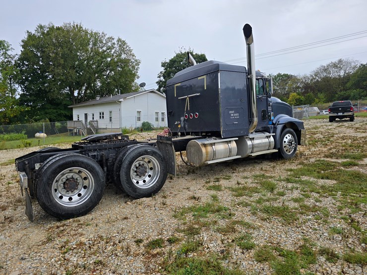 1999-international-9400-image-28