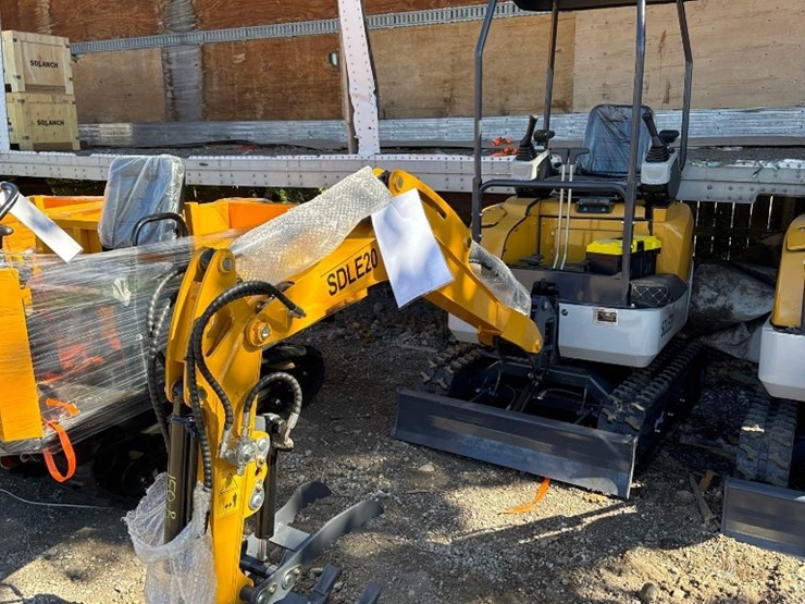 new-sd-lanch-co-diesel-mini-excavator-model-sdle20-image-1