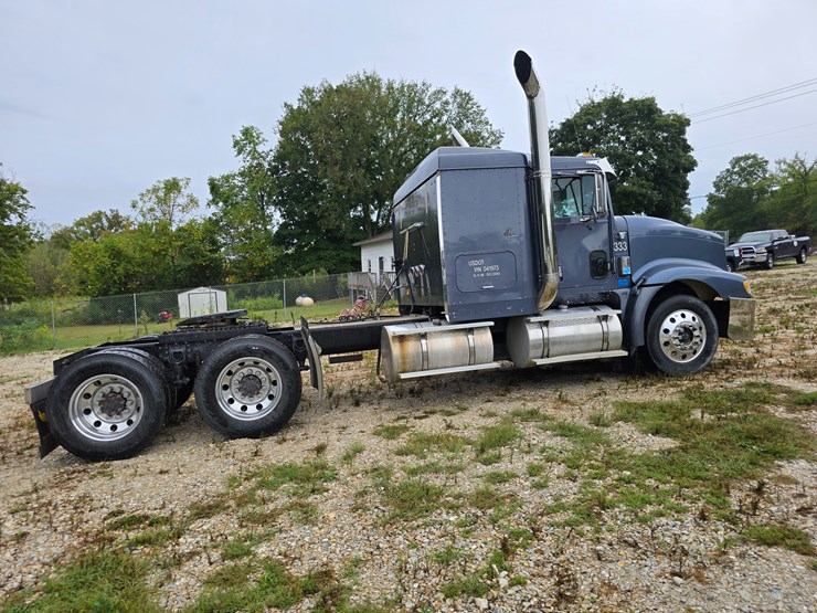 1999-international-9400-image-32