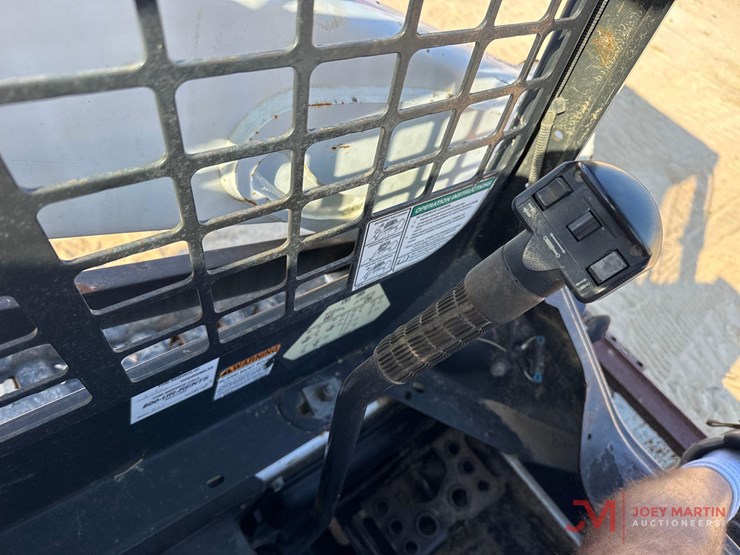 2017-bobcat-t590-image-17