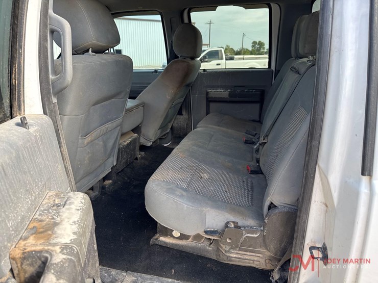 2012-ford-f350-xlt-image-15