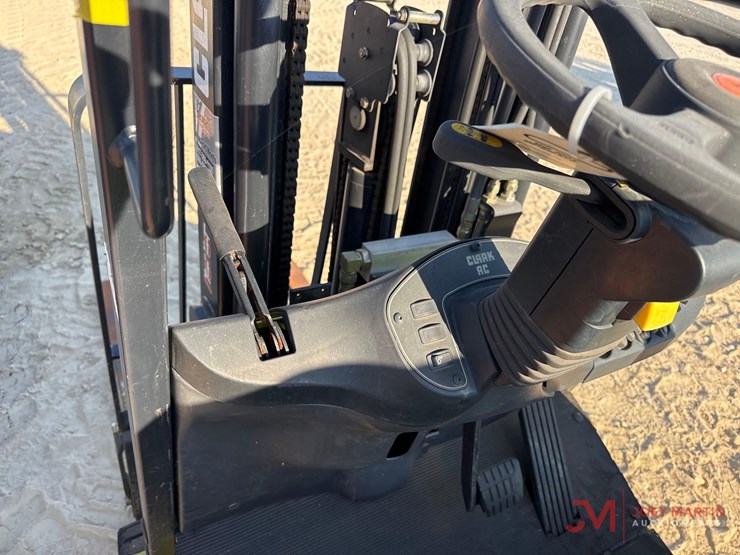 clark-tmx15-image-13