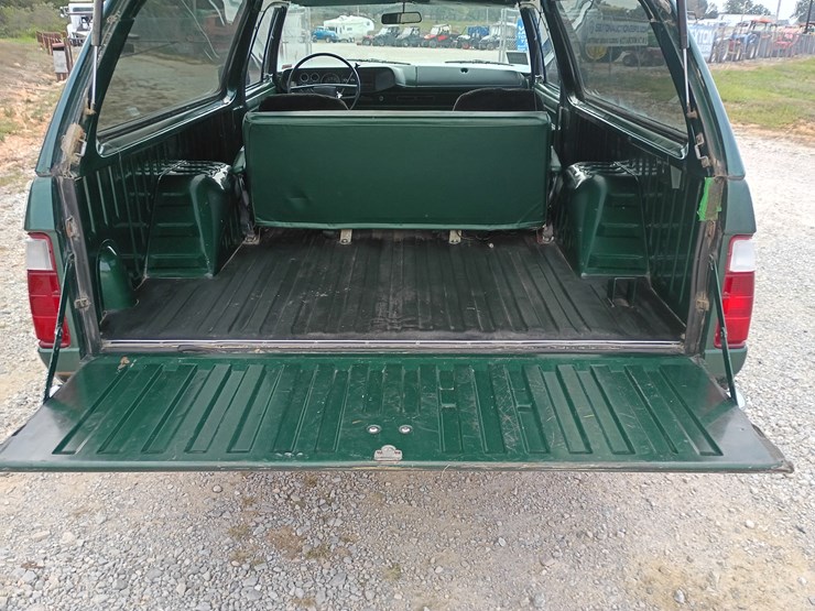 1976-dodge-ram-charger-image-57