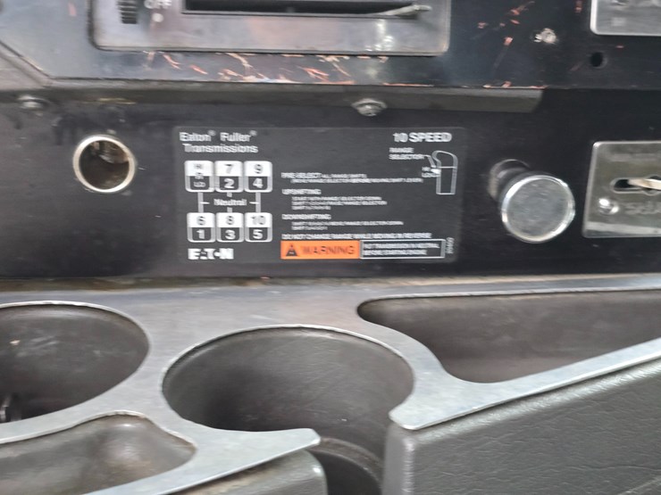 1999-international-9400-image-84