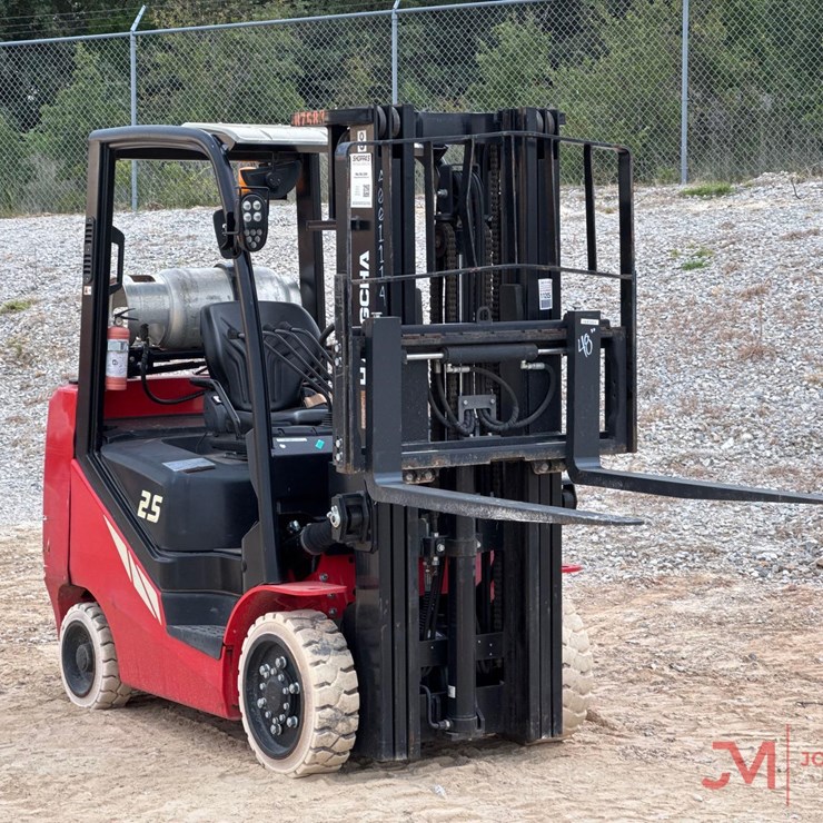2021 HANGCHA CPYD25-XW71F-C STRAIGHT MAST FORKLIFT