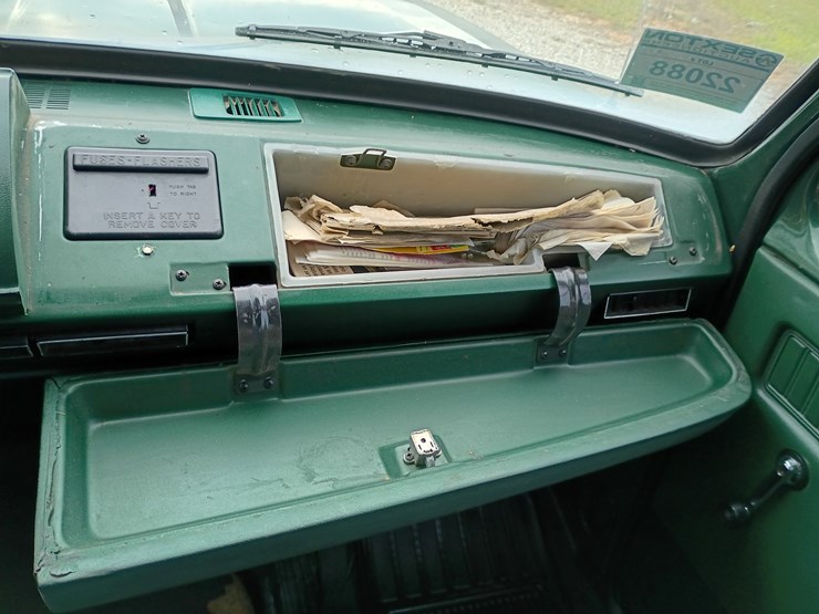 1976-dodge-ram-charger-image-42