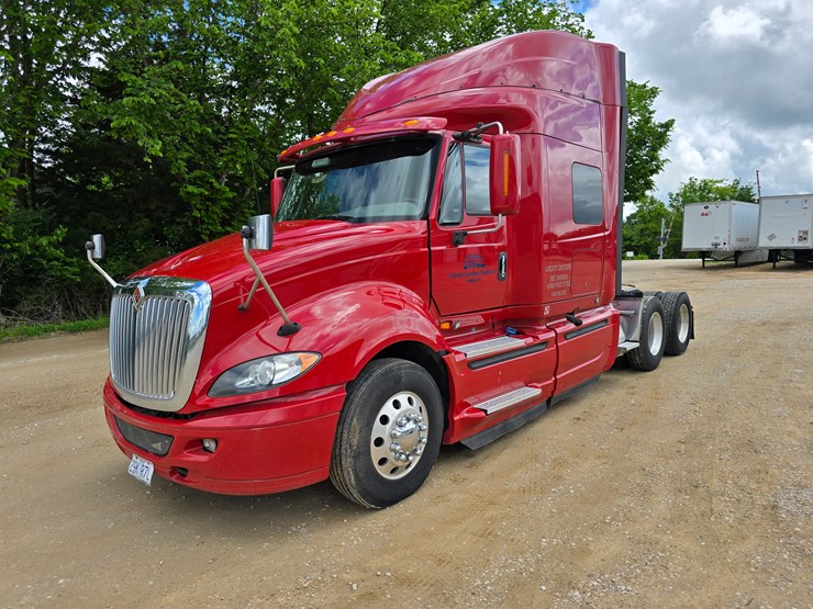 2015-international-prostar-image-3