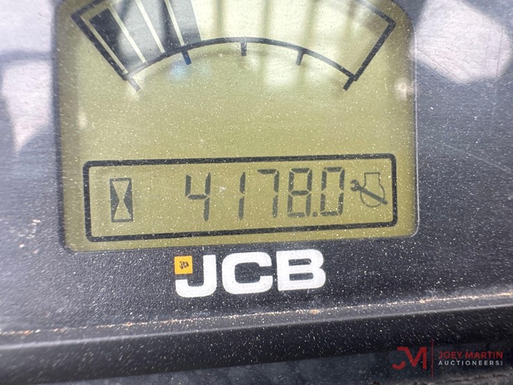 2019-jcb-930-image-16