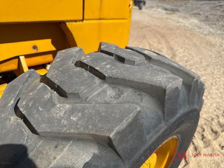 jcb-930-image-8