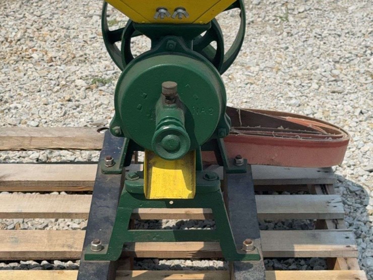 burr-mill-image-3