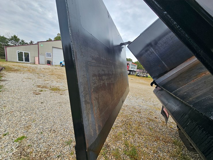 2015-kenworth-t800-image-44