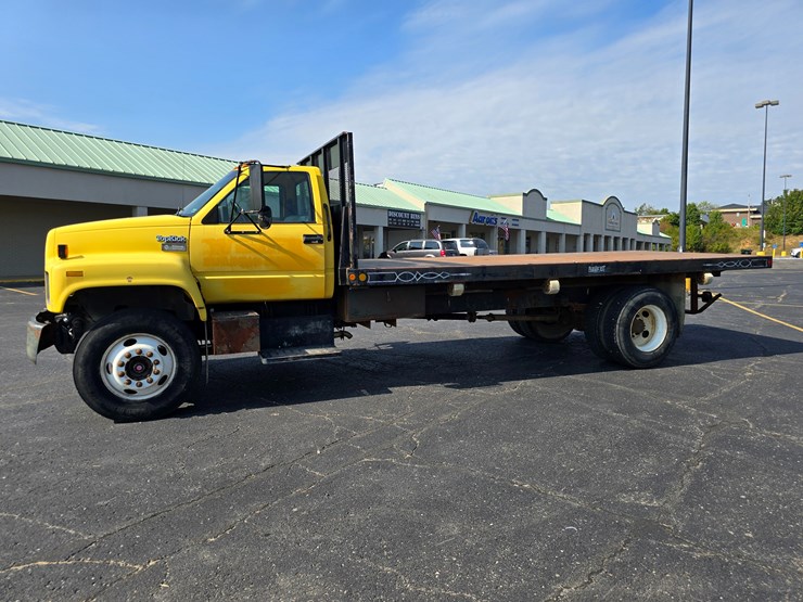 1995-gmc-topkick-image-7