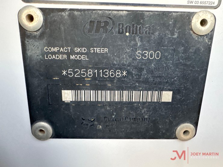 2004-bobcat-s300-image-23