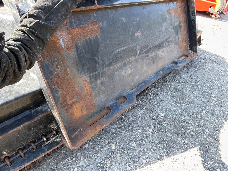 #4307-•-skid-pro-72"-skid-steer-mount-heavy-duty-brush-mower-image-15