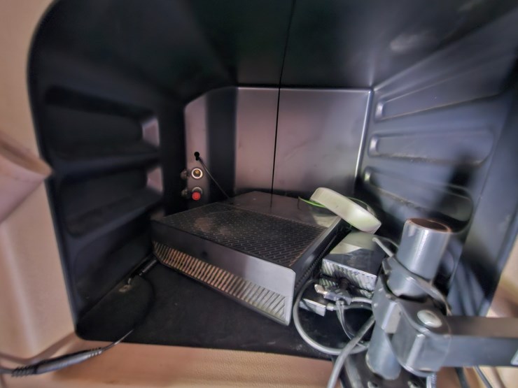 2010-peterbilt-389-image-88