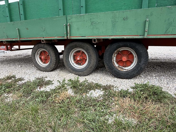 33'-trailer-image-7