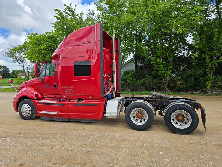 2015-international-prostar-image-10