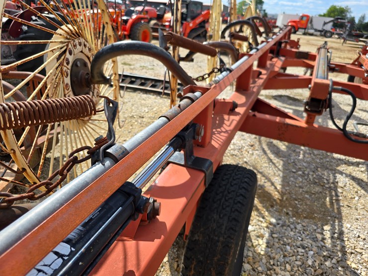 2000-h-&-s-bf16-image-51