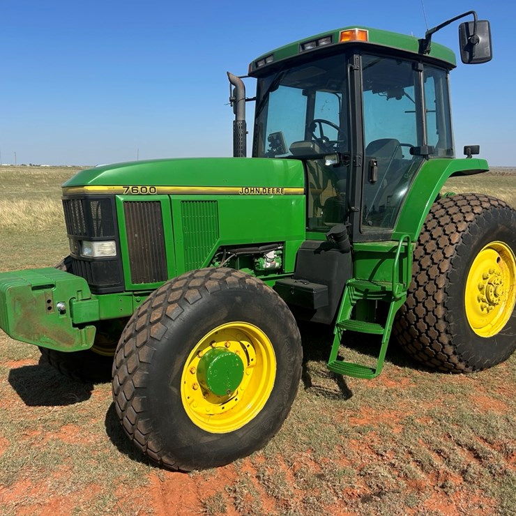 1996 JOHN DEERE 7600