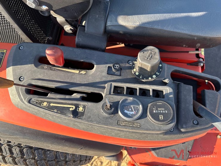 kubota-zg327-image-15