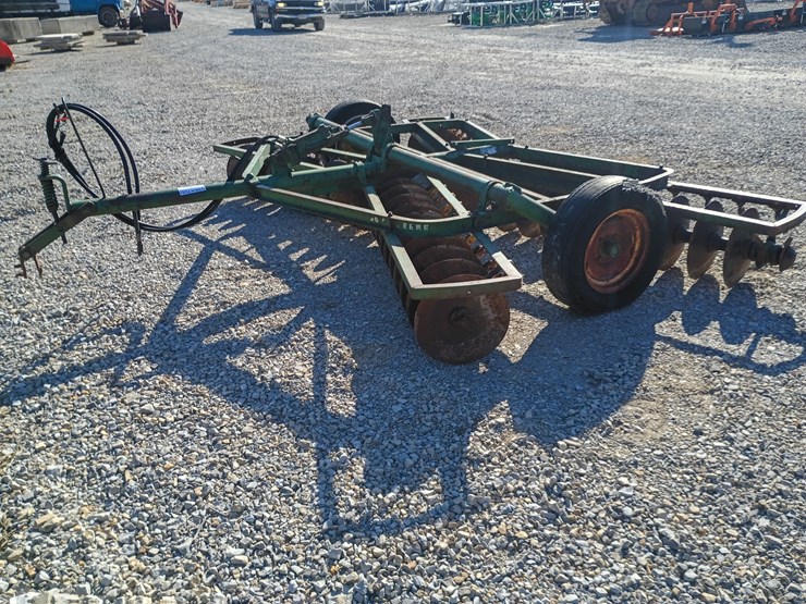 john-deere-12-image-3