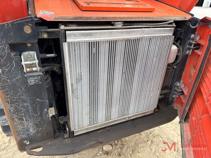 2019-kubota-svl95-2s-image-10