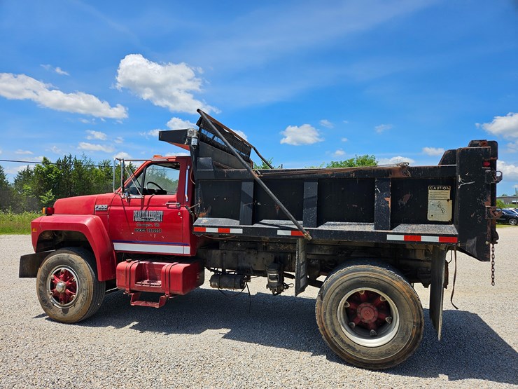 1993-ford-f800-image-8