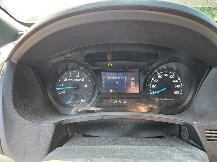 2014-ford-explorer-image-36