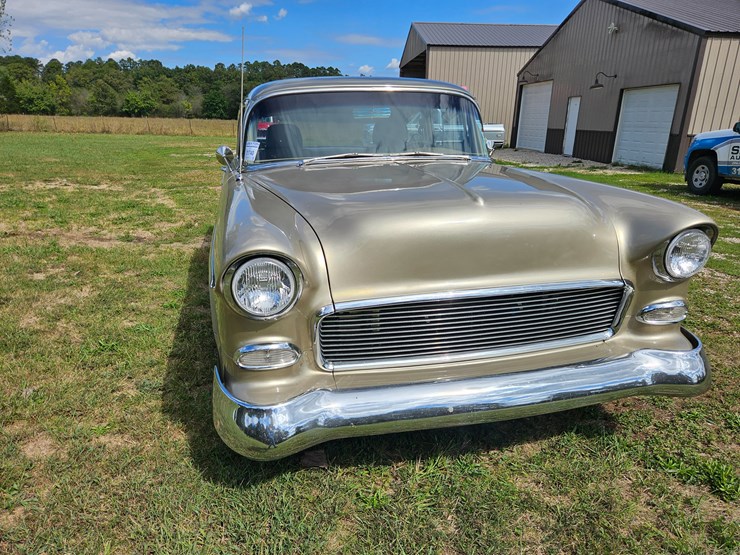 1955-chevrolet-454-image-25