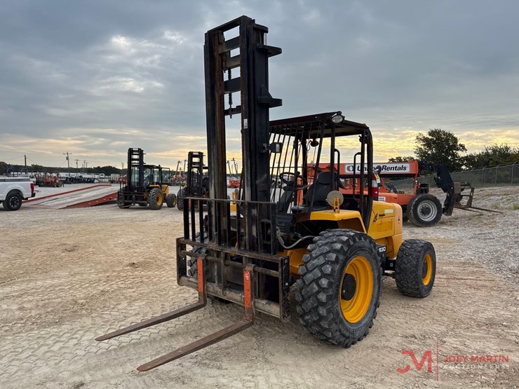 2019-jcb-930-image-4