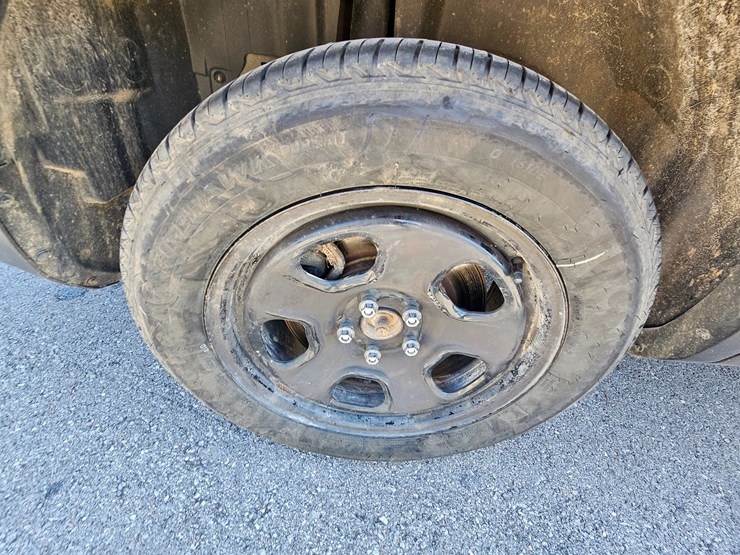 2017-ford-explorer-image-52