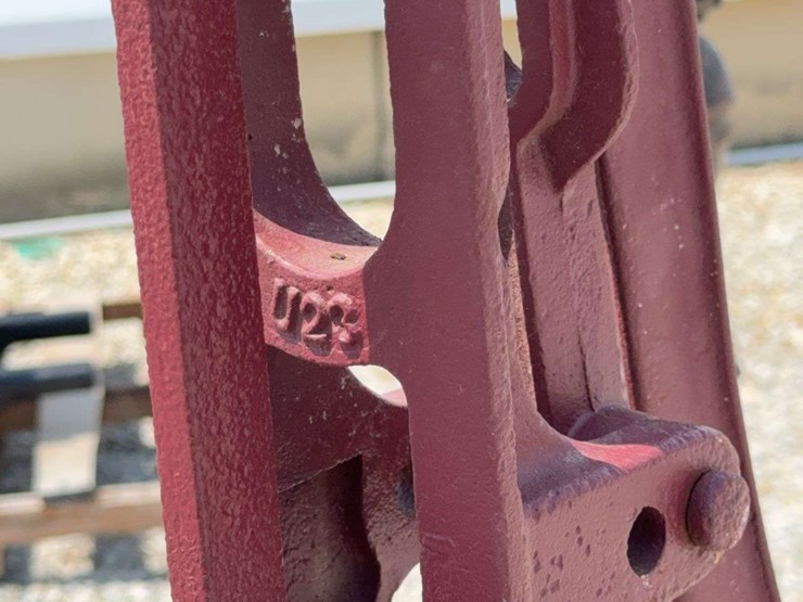 red-jacket-pump-image-13