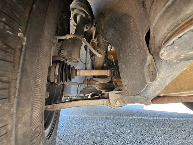 2017-ford-explorer-image-56