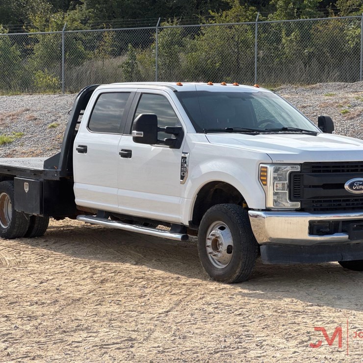 2018 FORD F350 XL