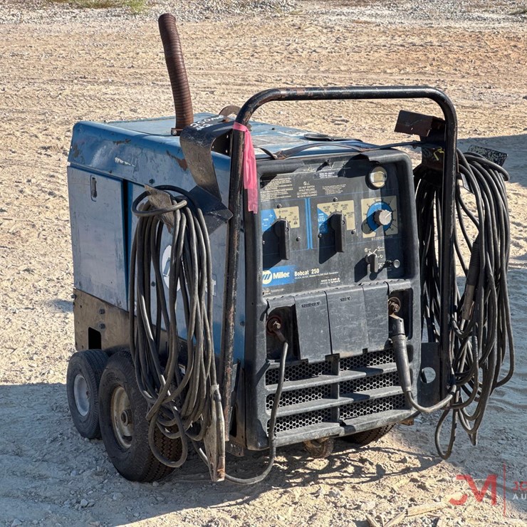 MILLER BOBCAT 250 907211 WELDER/GENERATOR