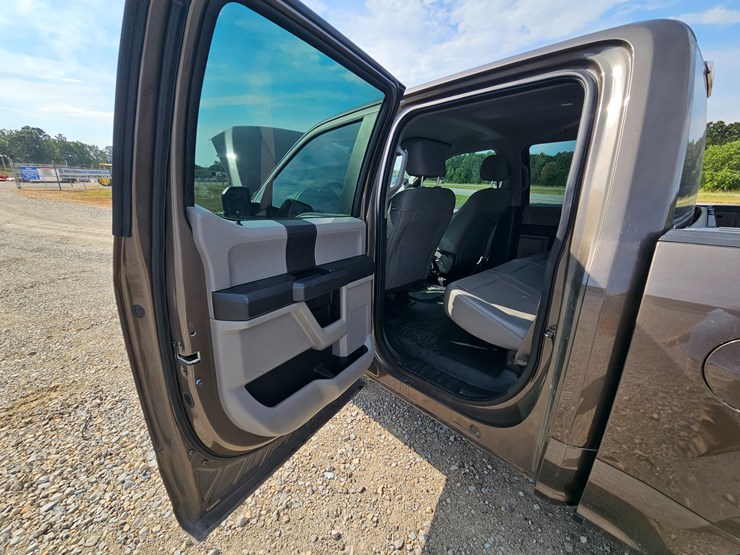 2016-ford-f150-image-49