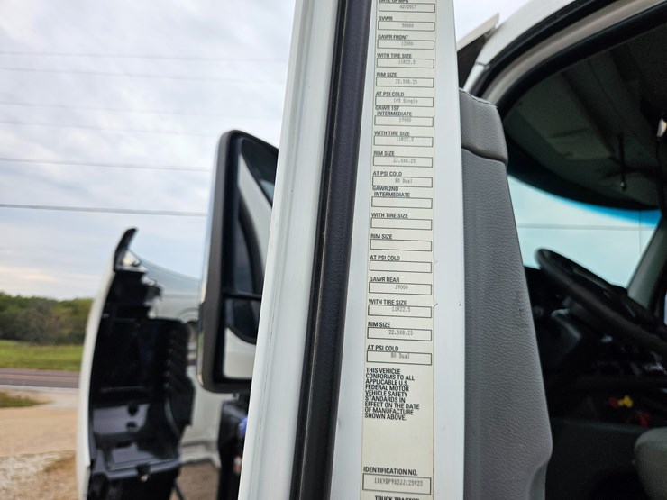 kenworth-t680-image-47