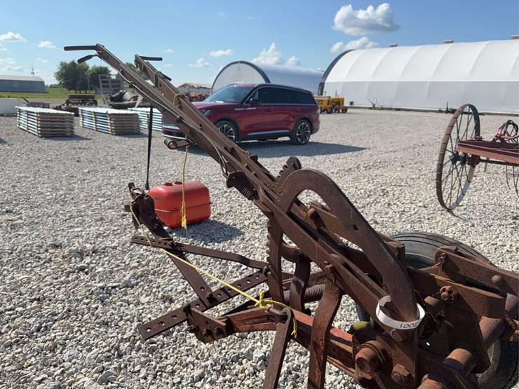 2-bottom-trip-plow-image-23
