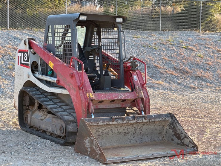2019-takeuchi-tl8-image-1