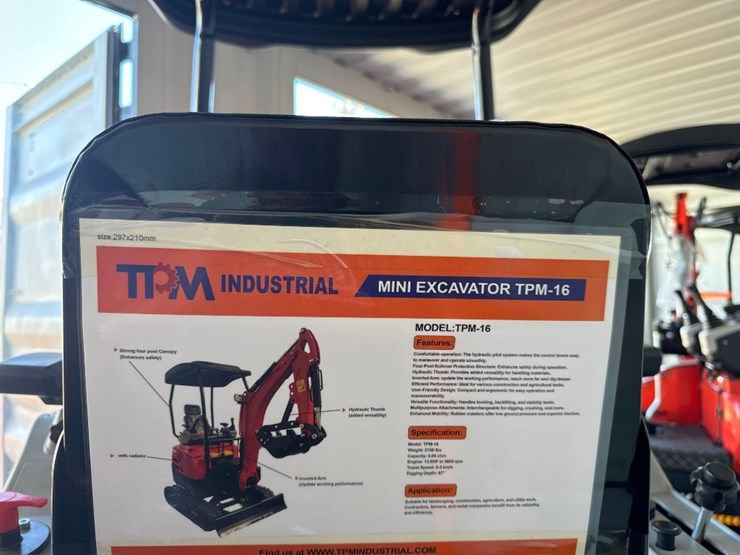 new-tpm-industrial-co-mini-excavator-model-tpm-16-image-8