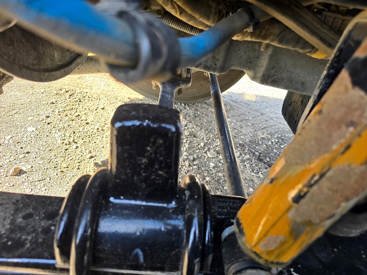 2019-peterbilt-567-image-61