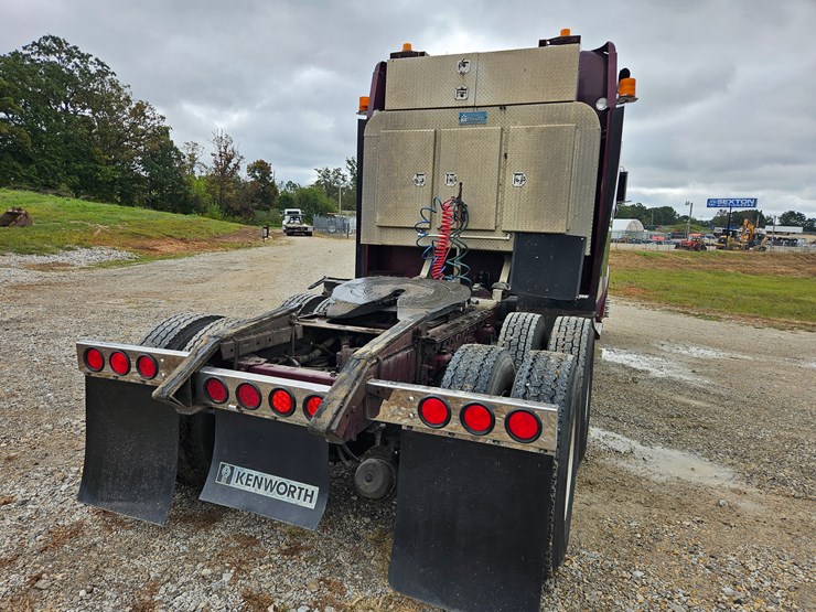 2000-kenworth-w900-image-14
