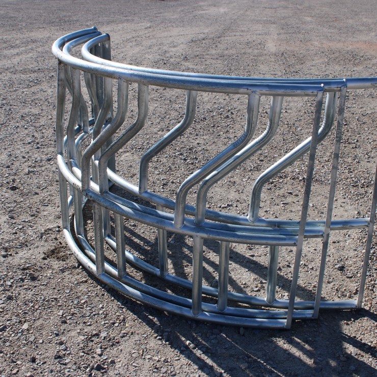 #2086 • #2086 Round Bale Feeder (NEW)